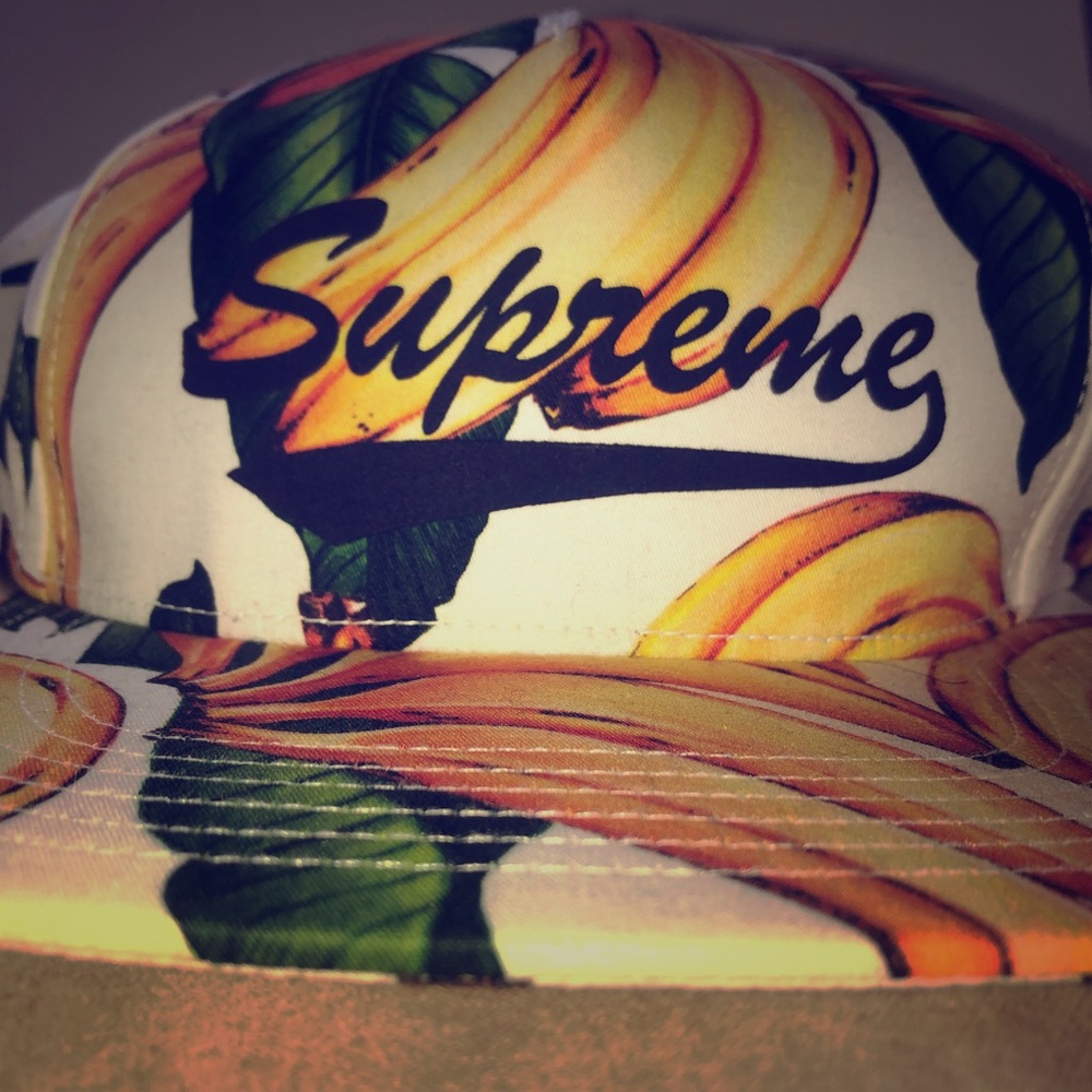 Supreme Banana snap back fitted